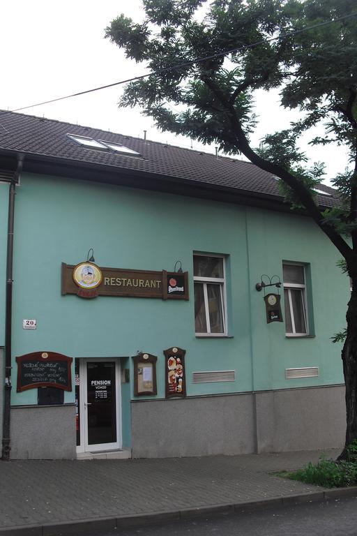 Restaurant Svejk A Pension Brno Exteriör bild